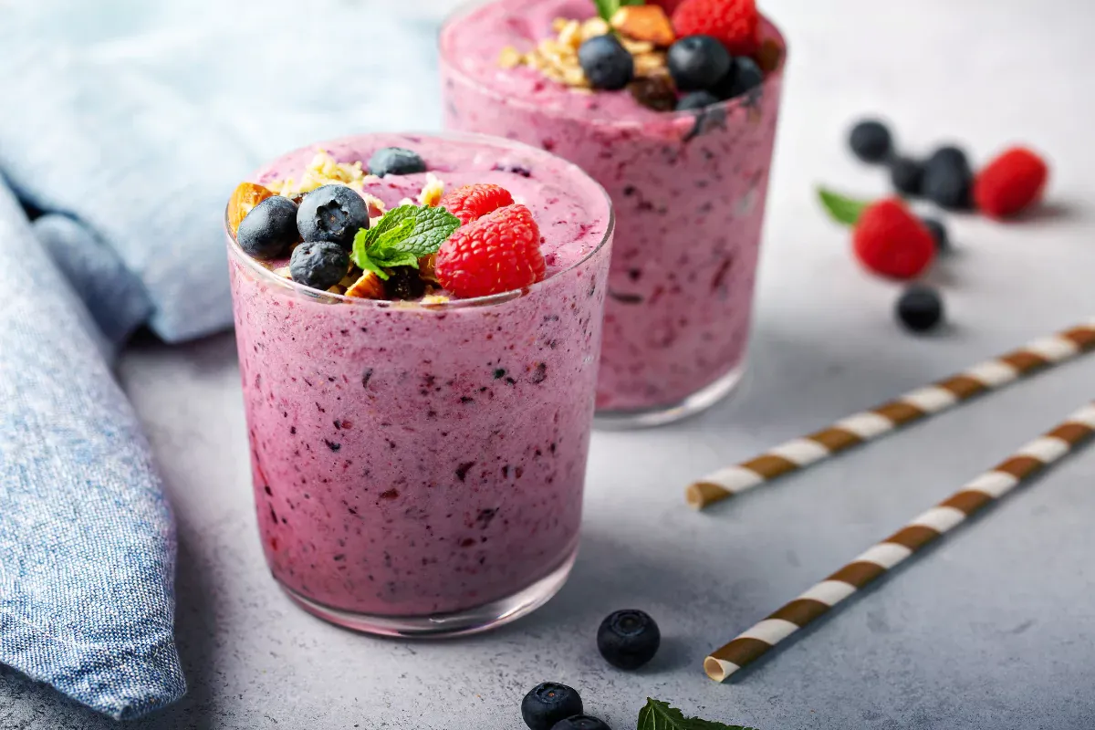 Smoothie Cremoso de Frutas Rojas y Yogur